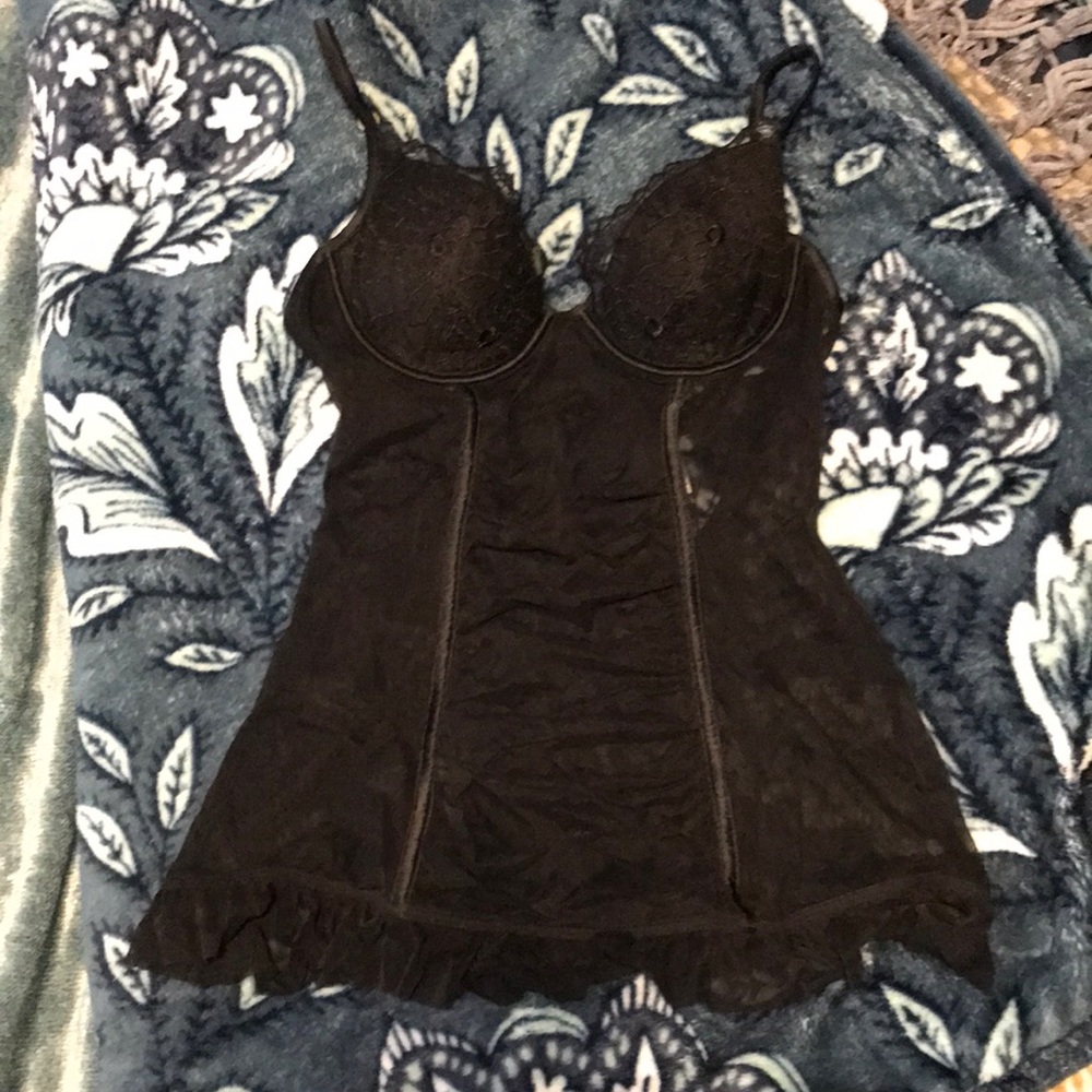 Victoria’s Secret Very Sexy 36B